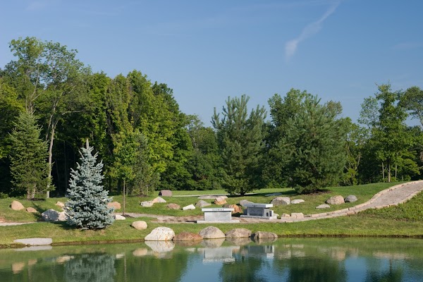 Kingwood Memorial Park grounds