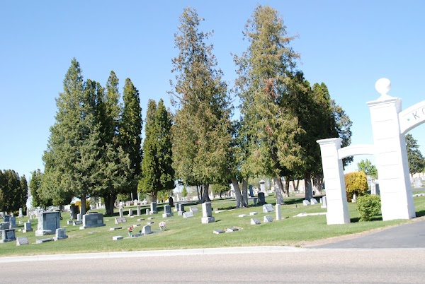 Kohlerlawn Cemetery grounds