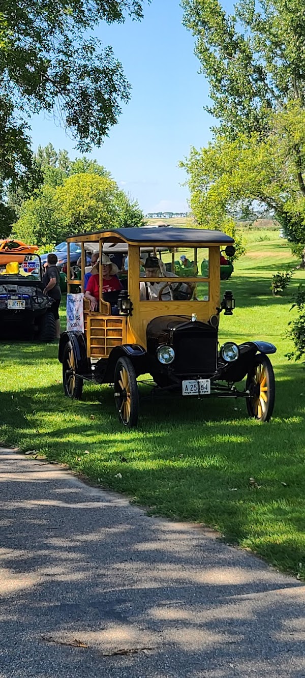 La Moure County Memorial Park grounds