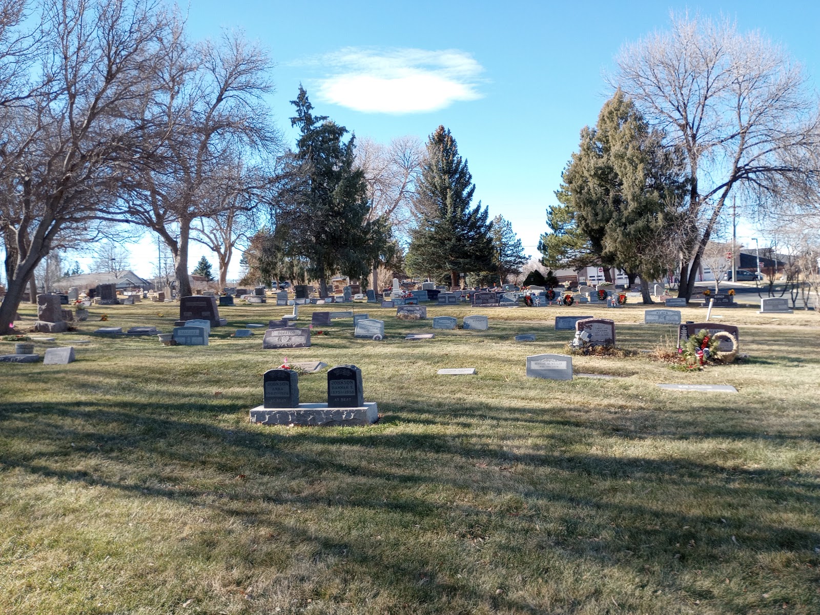 Lafayette Cemetery cemetery grounds and headstones