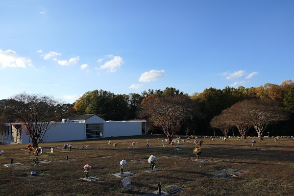 Lafayette Memorial Park & Mausoleum grounds