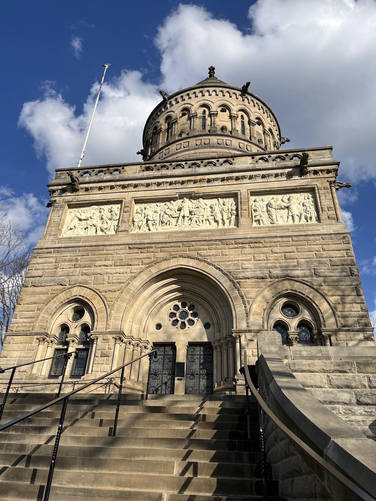 Lake View Cemetery cemetery grounds and headstones
