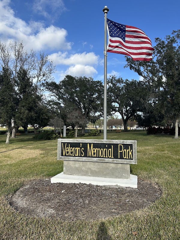 Lakeland Veterans Memorial Park grounds