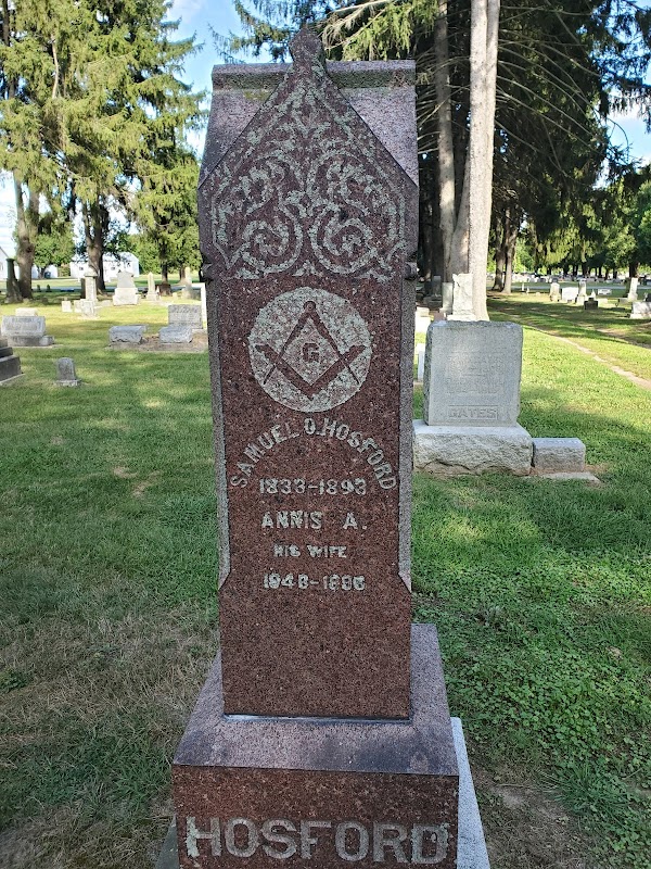 Lakeside Cemetery grounds