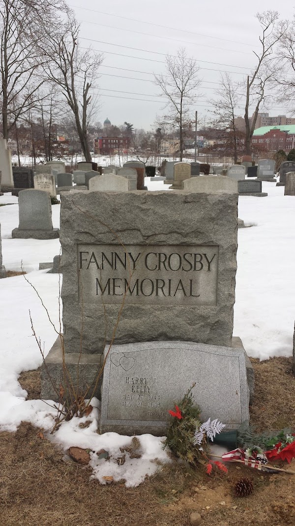 Lakeview Cemetery Association grounds