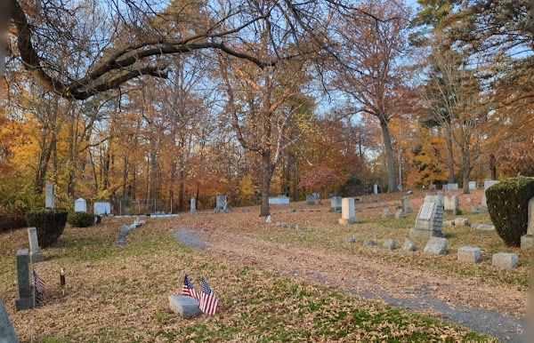 Lakeview Cemetery grounds