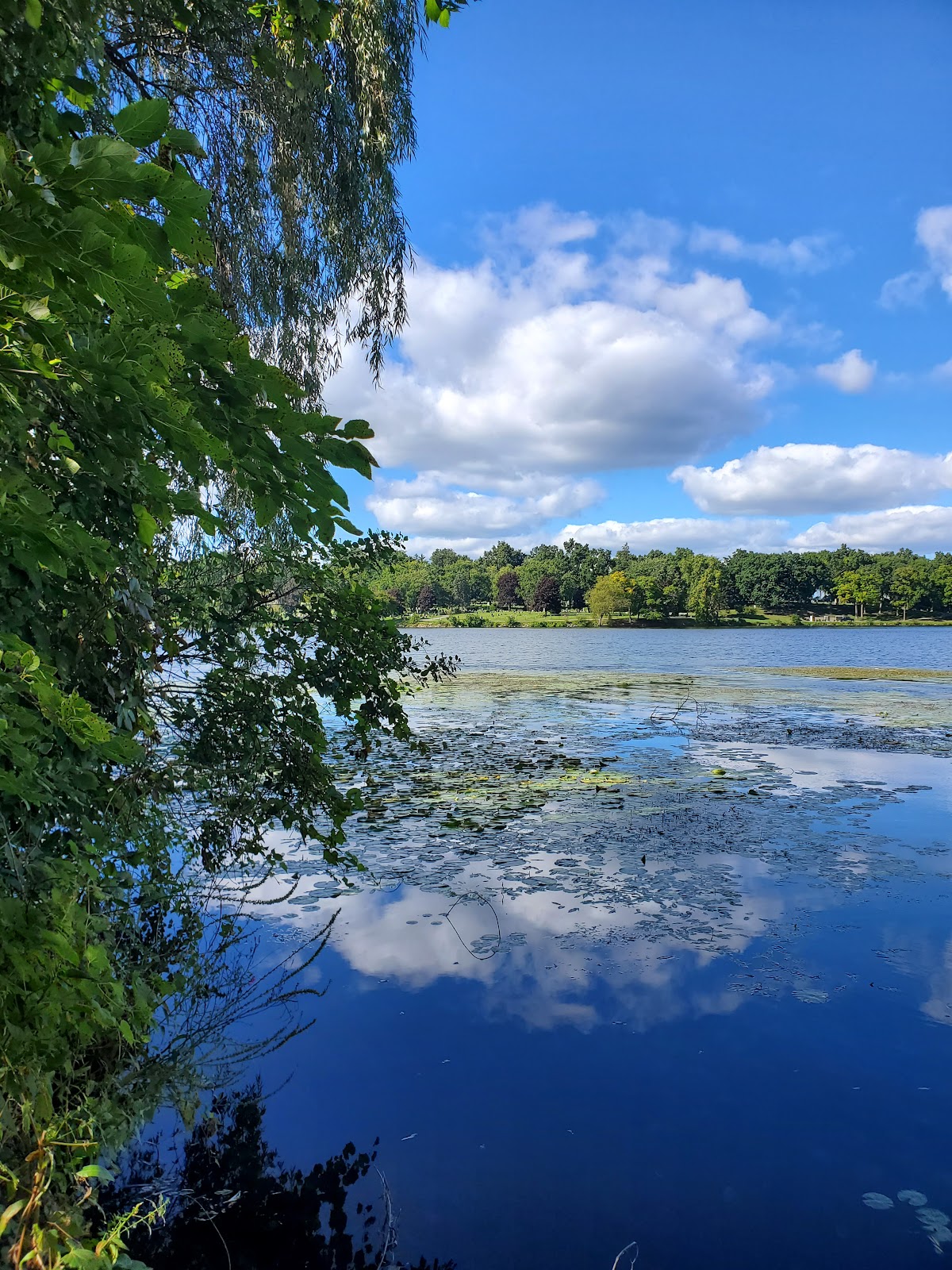 Lakeview Cemetery