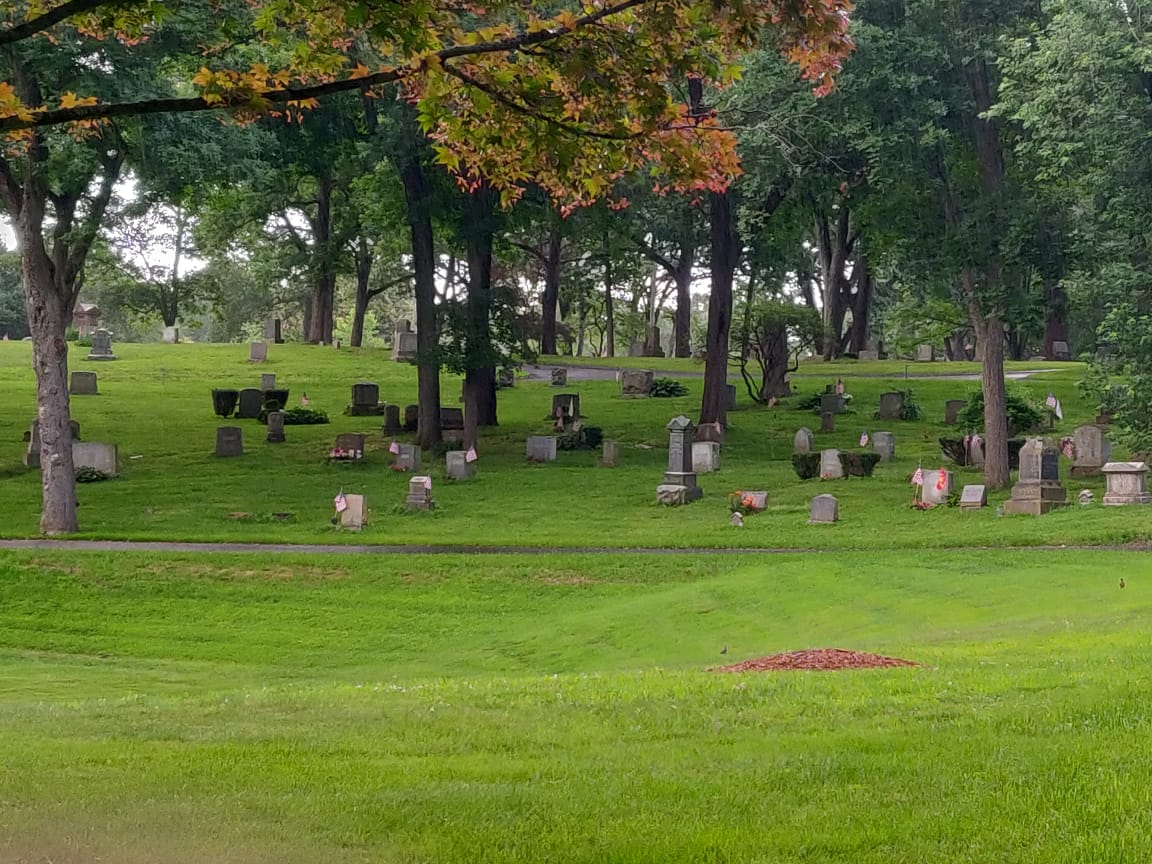 Lakeview Cemetery cemetery grounds and headstones