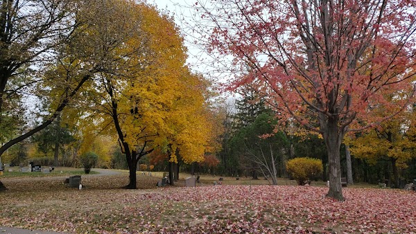 Lakeview Cemetery grounds