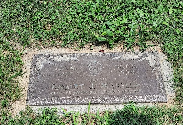 Lakeview Memorial Park grounds