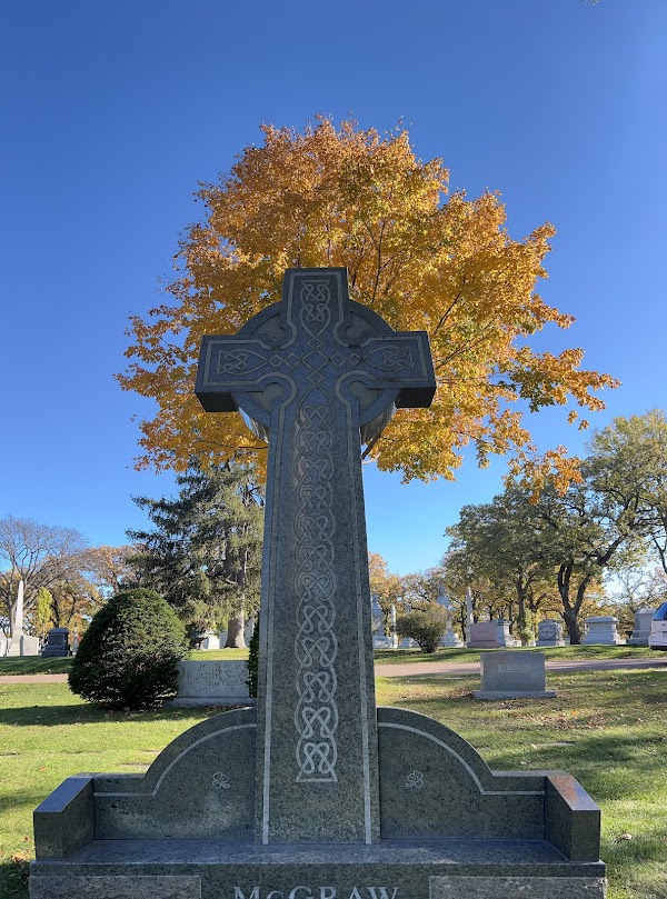 Lakewood Cemetery grounds