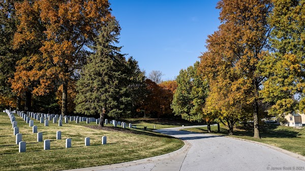 Leavenworth National Cemetery grounds