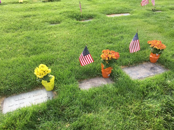 Leavitt's Mortuary & Aultorest Memorial Park grounds