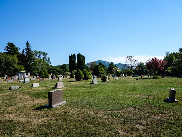 Ledgelawn Cemetery grounds