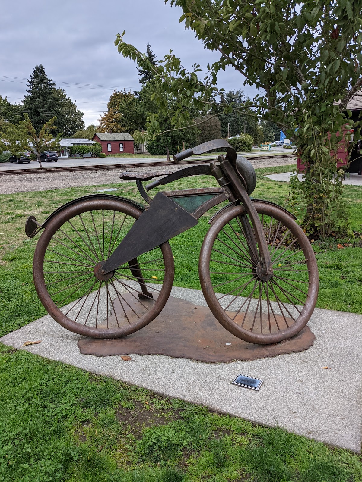 Legion Memorial Park cemetery grounds and headstones