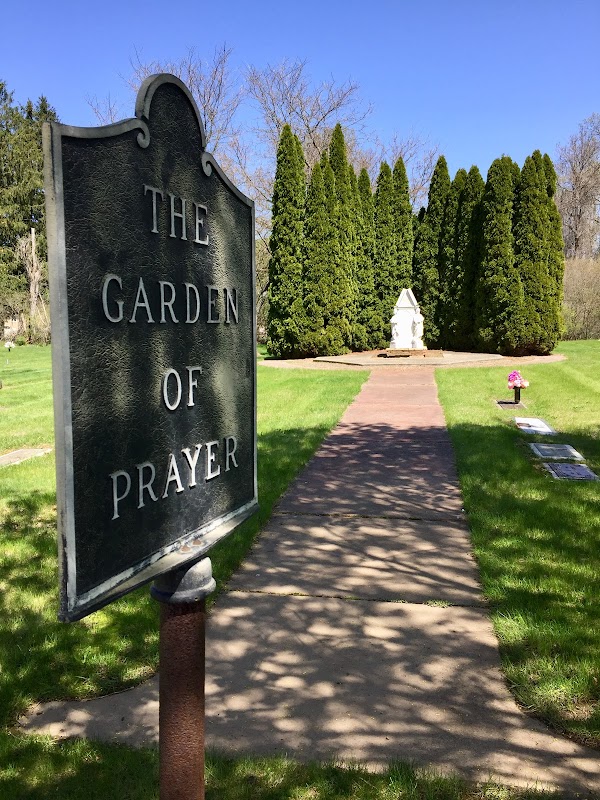 Lenawee Hills Memorial Park grounds