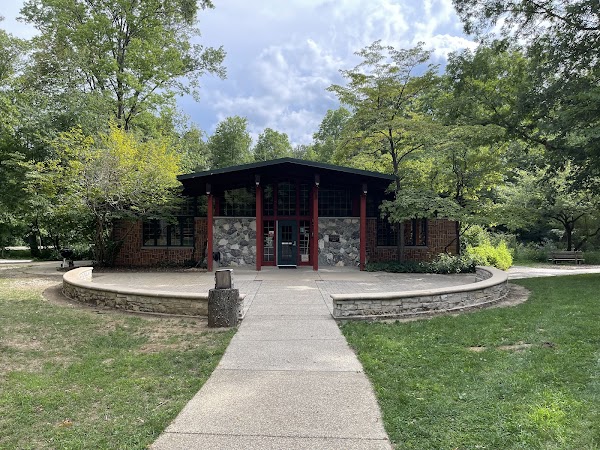 Lincoln Memorial Garden and Nature Center grounds