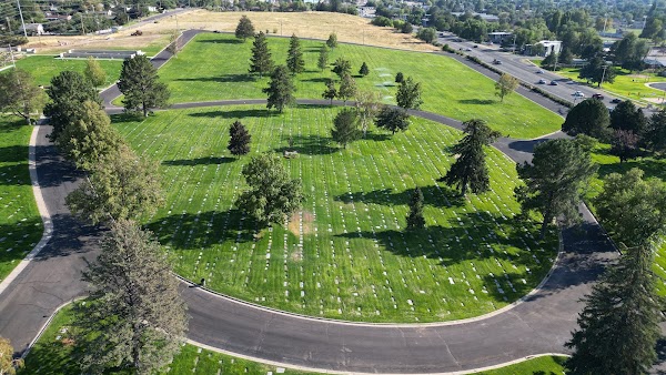 Lindquist's Memorial Gardens of the Wasatch grounds