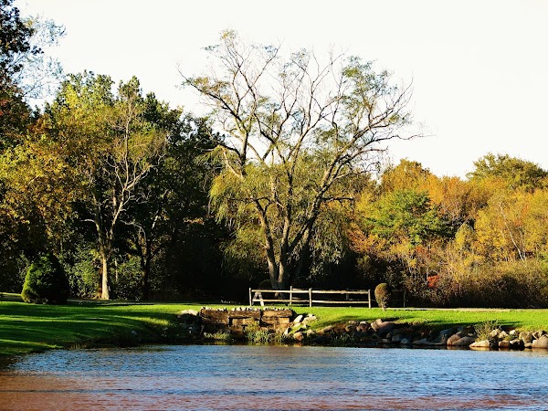 Lindwood Memorial Park grounds