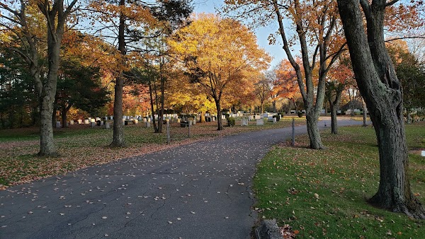 Lindwood Memorial Park grounds