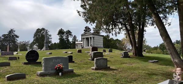 Linwood Cemetery grounds