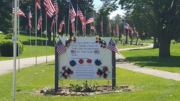 Linwood Cemetery grounds