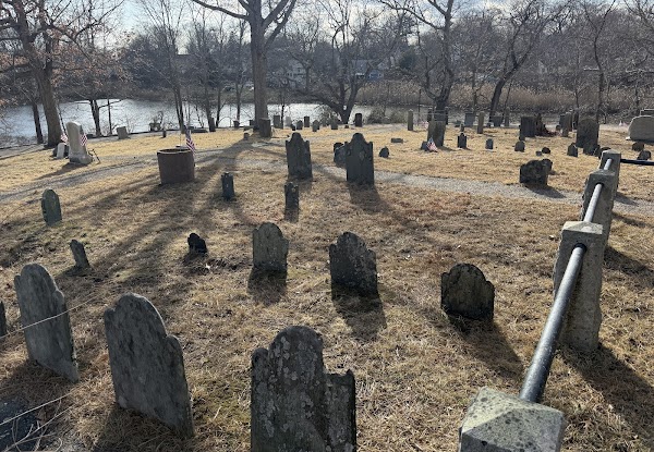 Little Neck Cemetery grounds