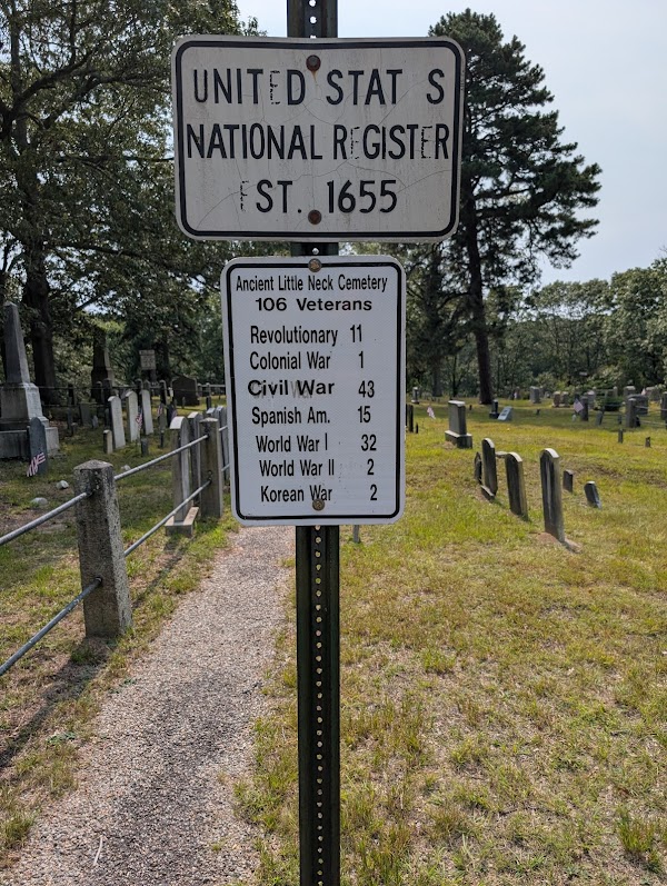 Little Neck Cemetery grounds