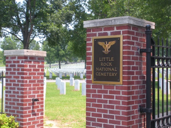 Little Rock National Cemetery grounds