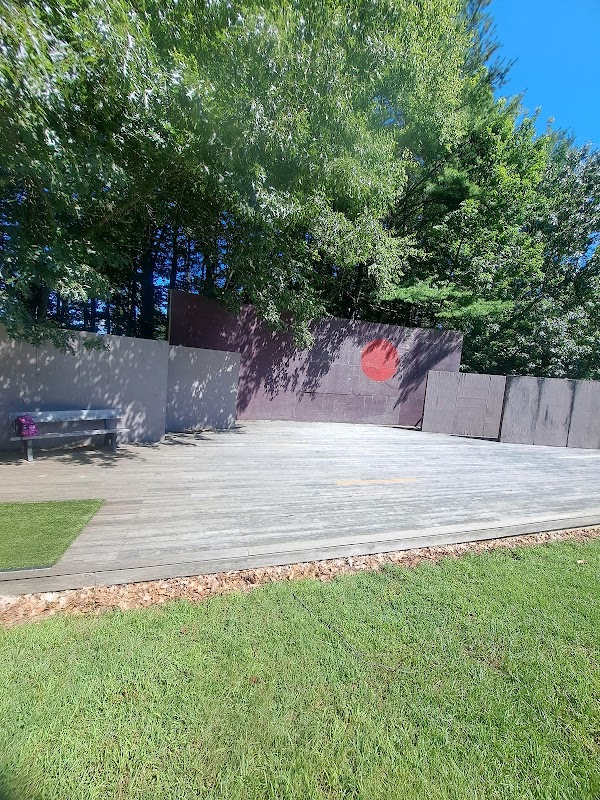 Living Memorial Park grounds