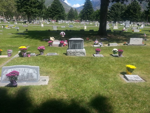 Logan Cemetery grounds