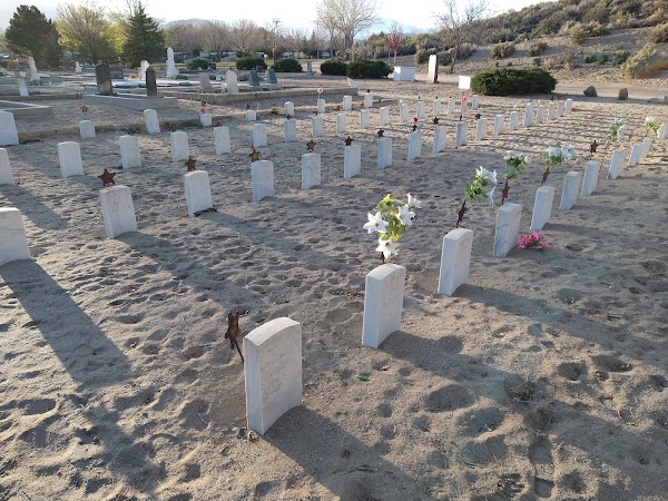 Lone Mountain Cemetery grounds