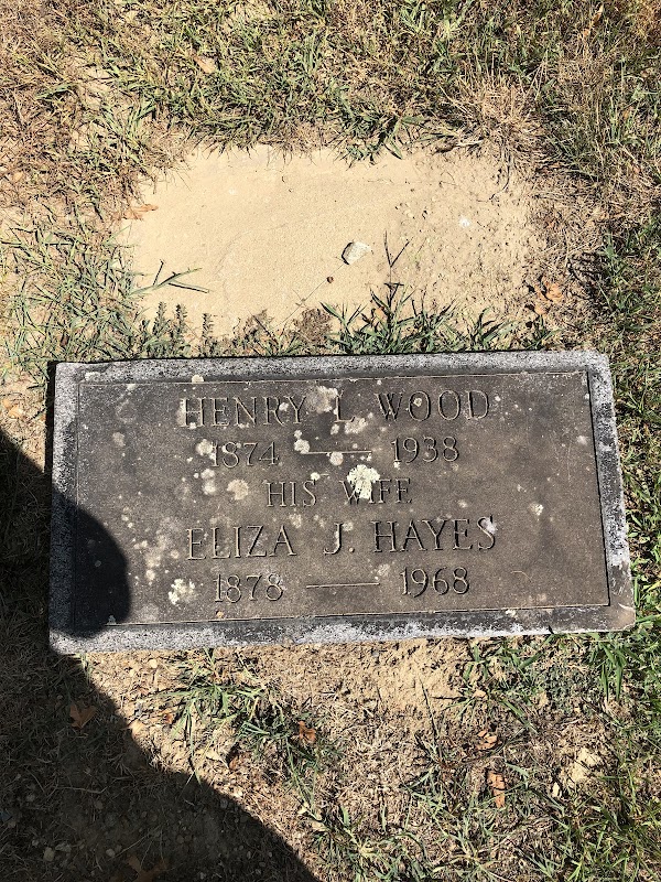 Long Ridge Union Cemetery grounds