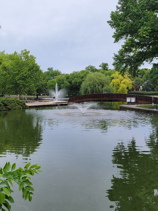 Loose Park grounds