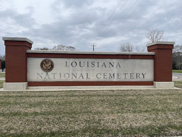 Louisiana National Cemetery grounds