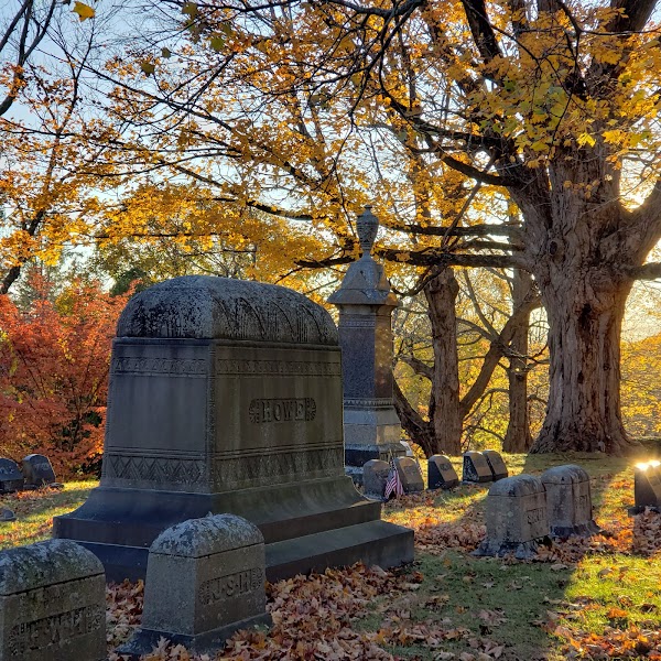 Lowell Cemetery grounds