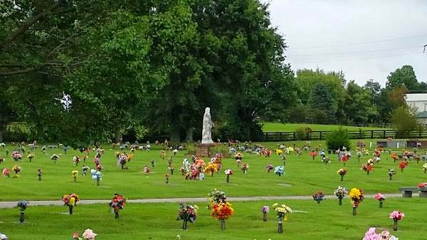 Madison County Memorial Gardens & Mausoleum grounds