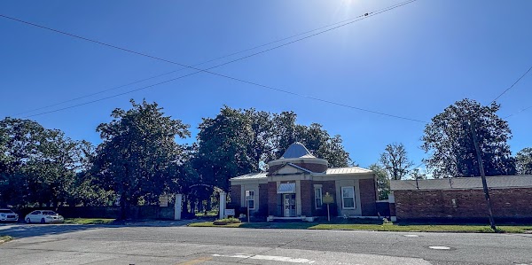 Magnolia Cemetery grounds