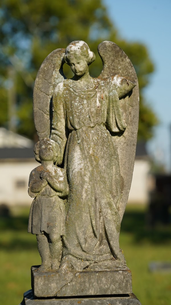 Magnolia Cemetery grounds