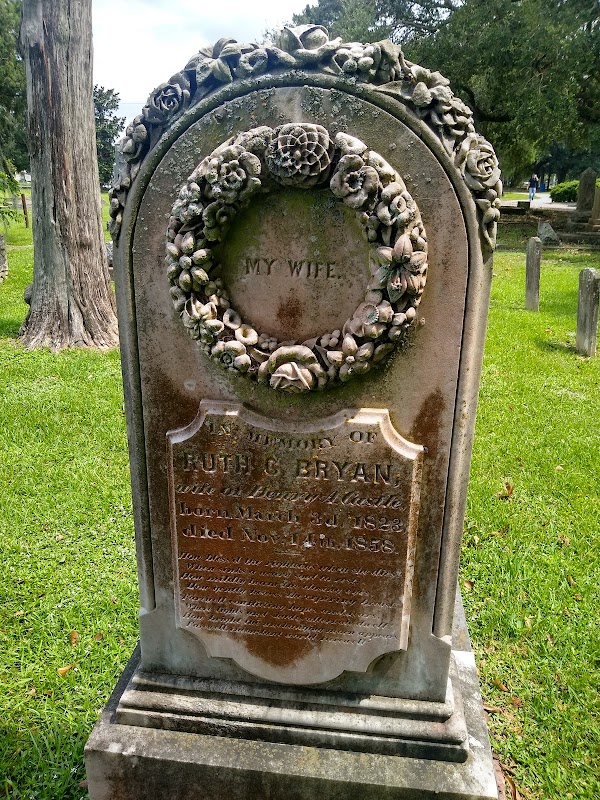 Magnolia Cemetery grounds