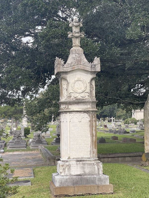 Magnolia Cemetery grounds