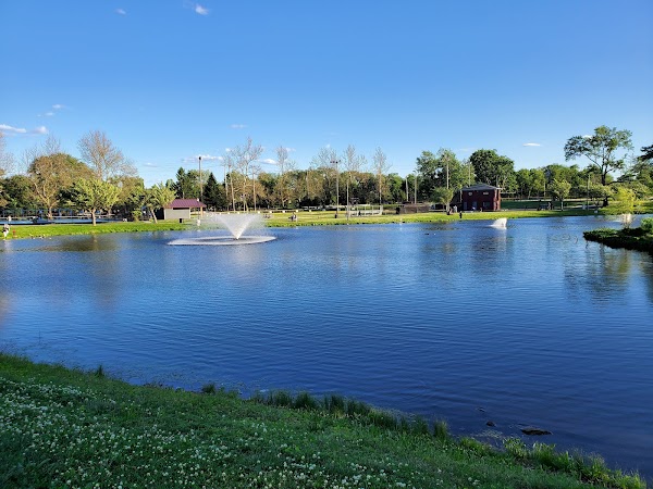 Main Memorial Park grounds
