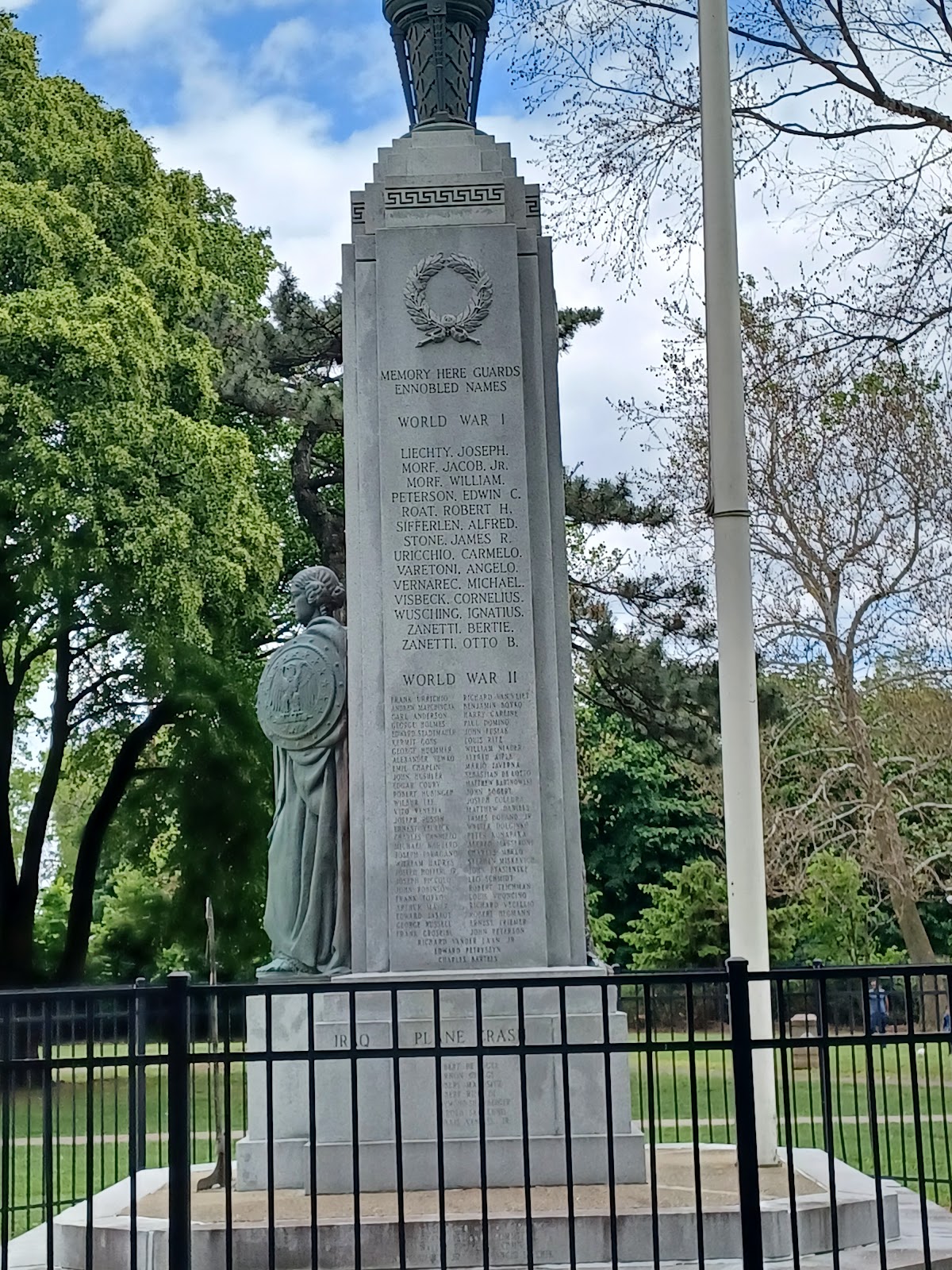 Main Memorial Park cemetery grounds and headstones