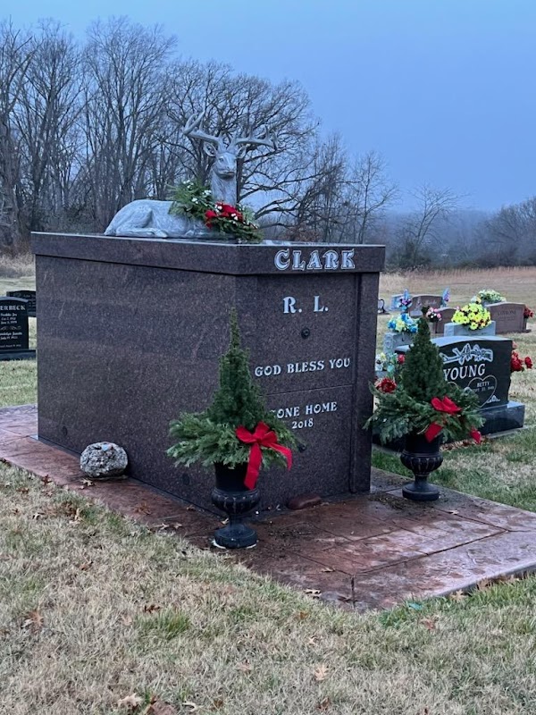 Mansfield Cemetery grounds