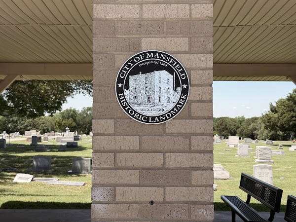 Mansfield Cemetery grounds