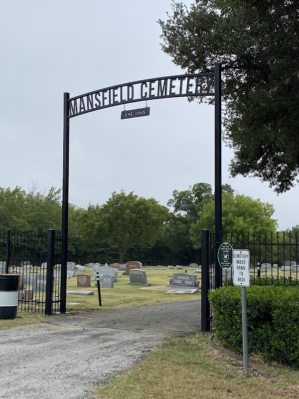 Mansfield Cemetery grounds