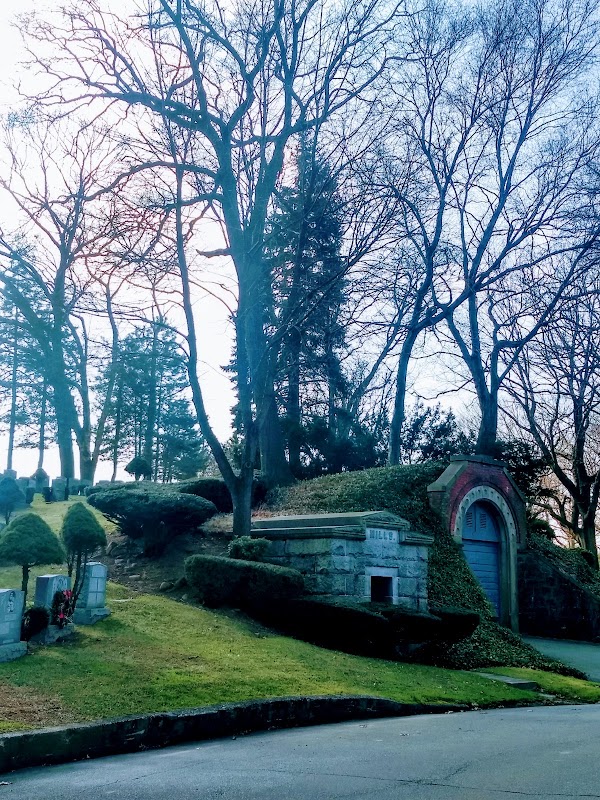 Maple Grove Cemetery grounds