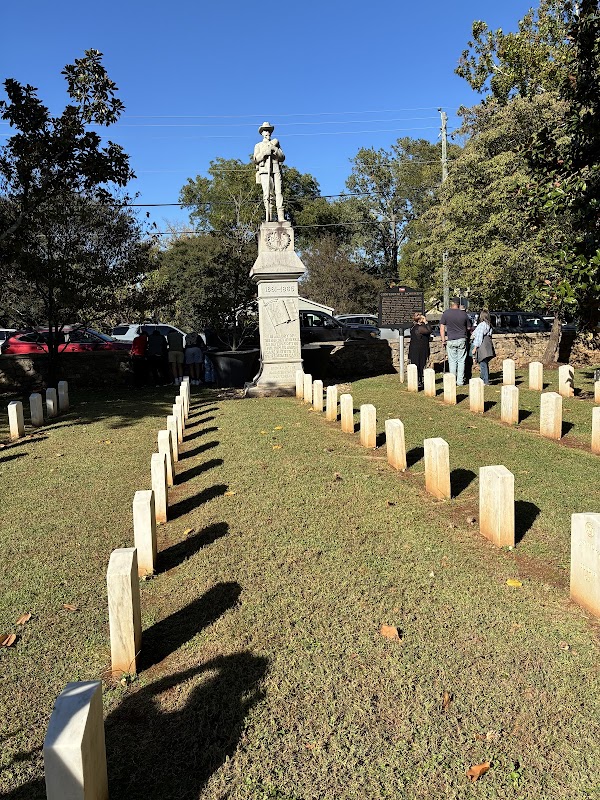 Maple Hill Cemetery grounds