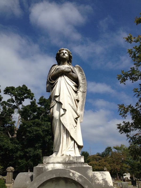 Maple Hill Cemetery grounds