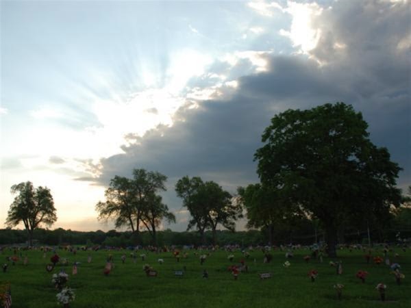 Maple Hill Cemetery grounds